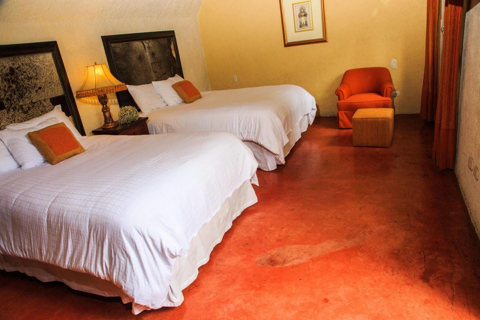 Hotel Lo De Bernal 안티구아 과테말라 외부 사진